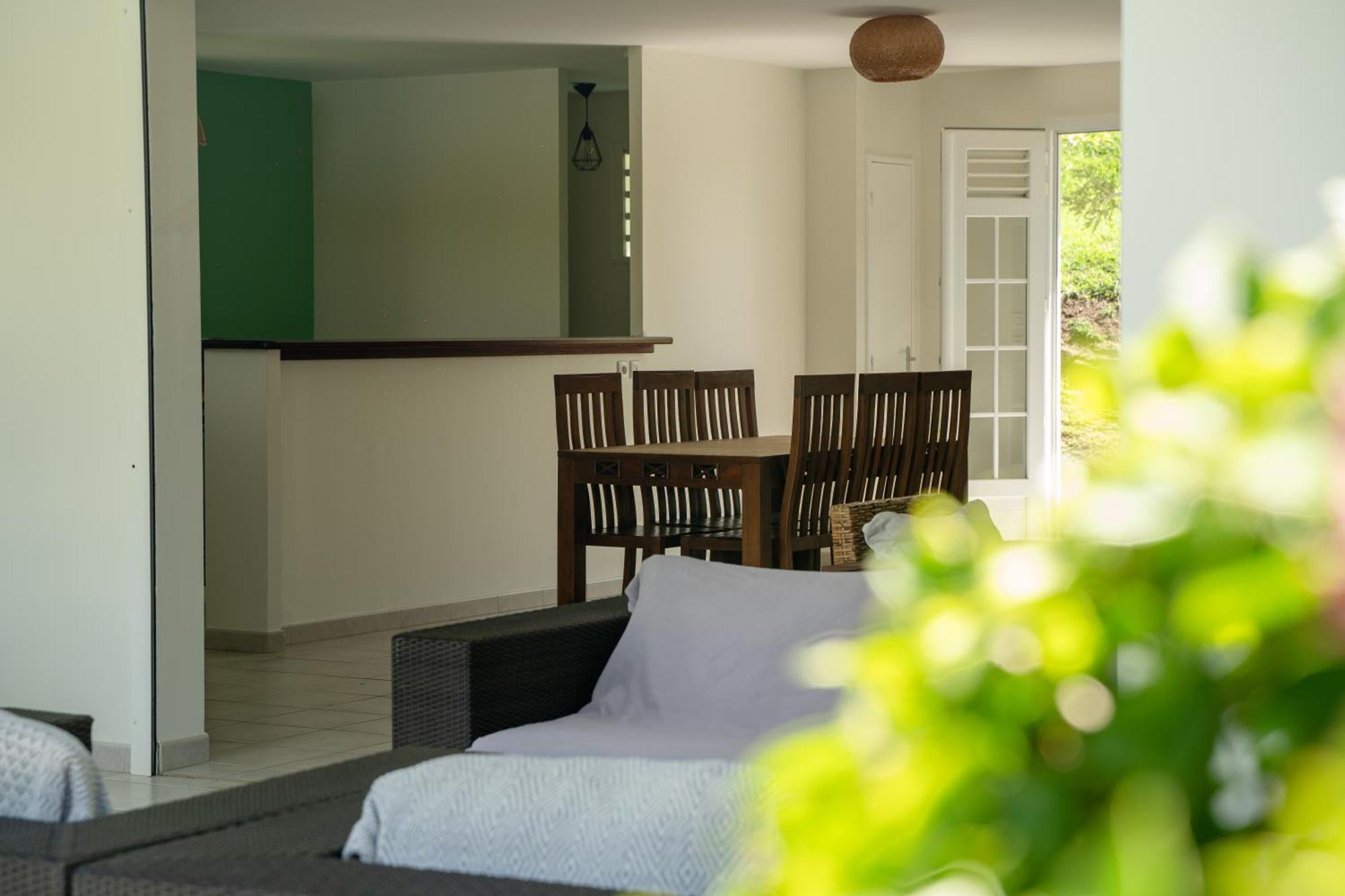 Villa Les 4 Colibris, 3 Chambres, Piscine, Jardin Et Vue Imprenable ! Le Vauclin Luaran gambar