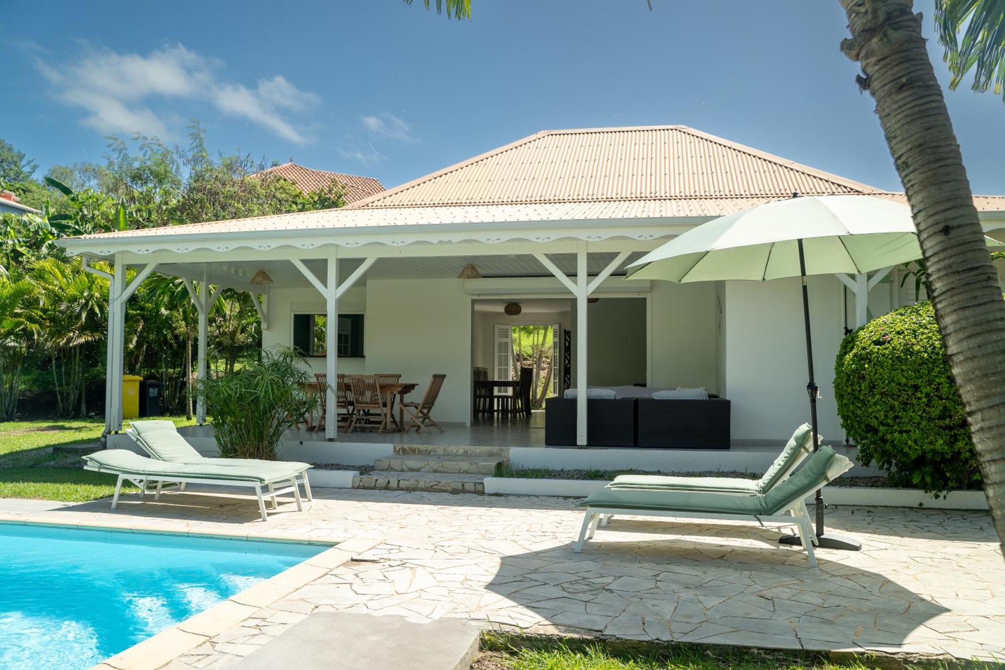 Villa Les 4 Colibris, 3 Chambres, Piscine, Jardin Et Vue Imprenable ! Le Vauclin Luaran gambar