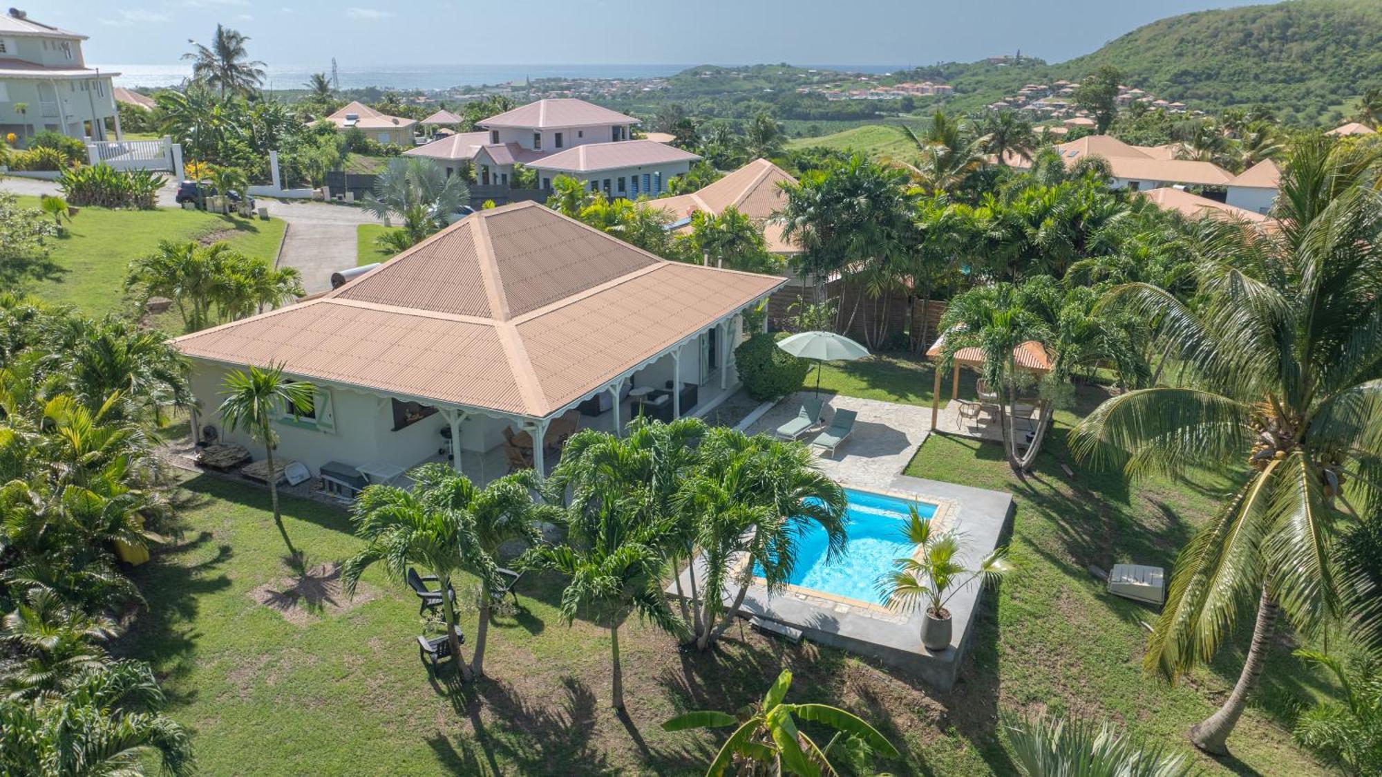 Villa Les 4 Colibris, 3 Chambres, Piscine, Jardin Et Vue Imprenable ! Le Vauclin Luaran gambar