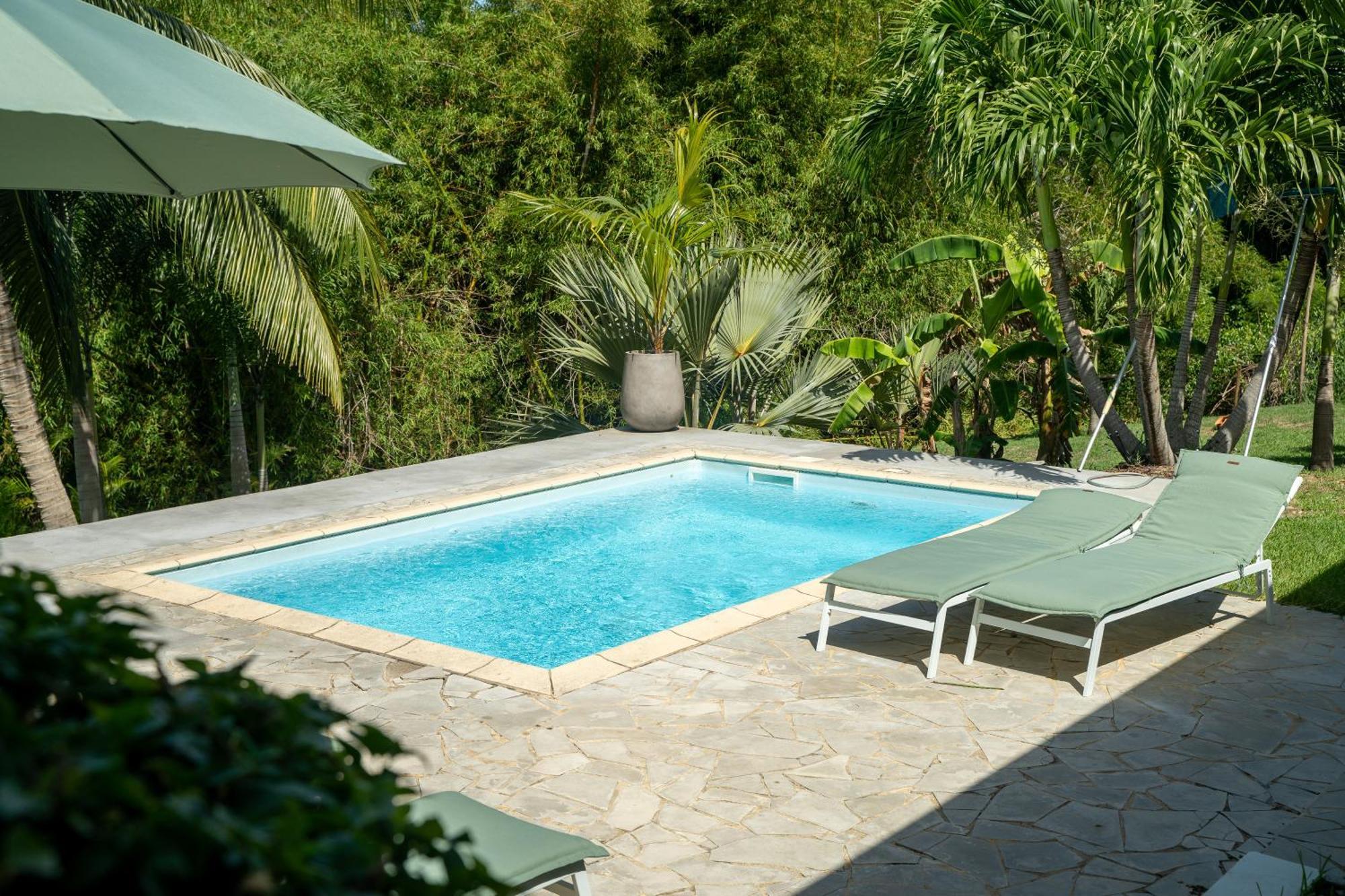 Villa Les 4 Colibris, 3 Chambres, Piscine, Jardin Et Vue Imprenable ! Le Vauclin Luaran gambar